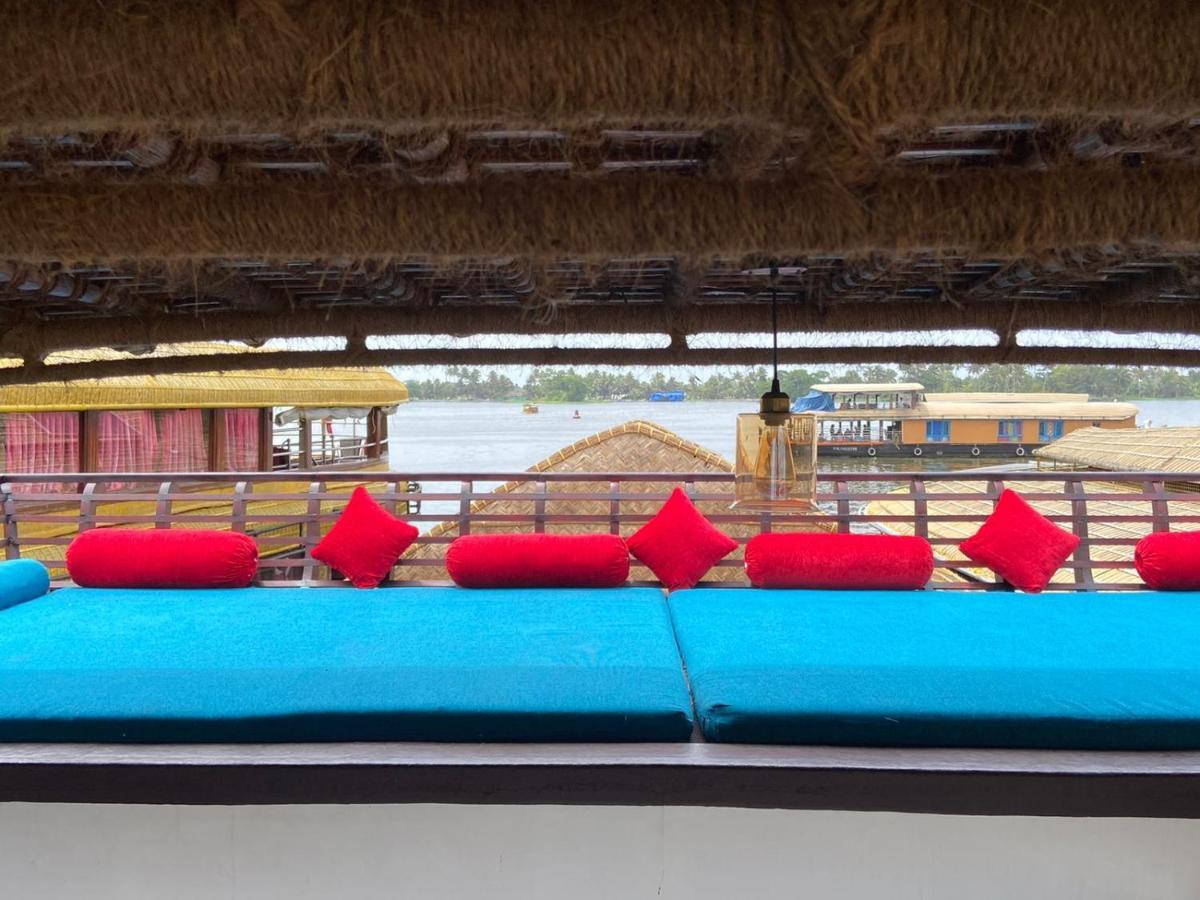 Why Not Houseboat Hotel Alappuzha Ngoại thất bức ảnh