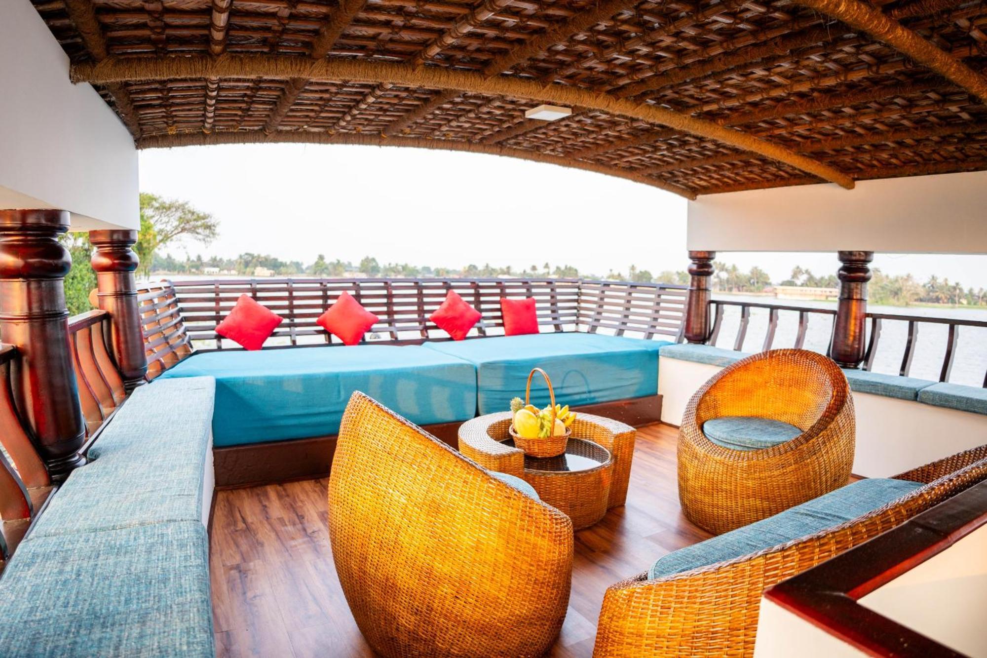 Why Not Houseboat Hotel Alappuzha Ngoại thất bức ảnh