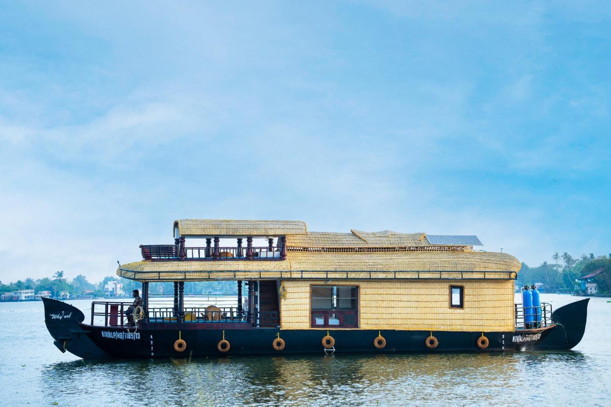 Why Not Houseboat Hotel Alappuzha Ngoại thất bức ảnh