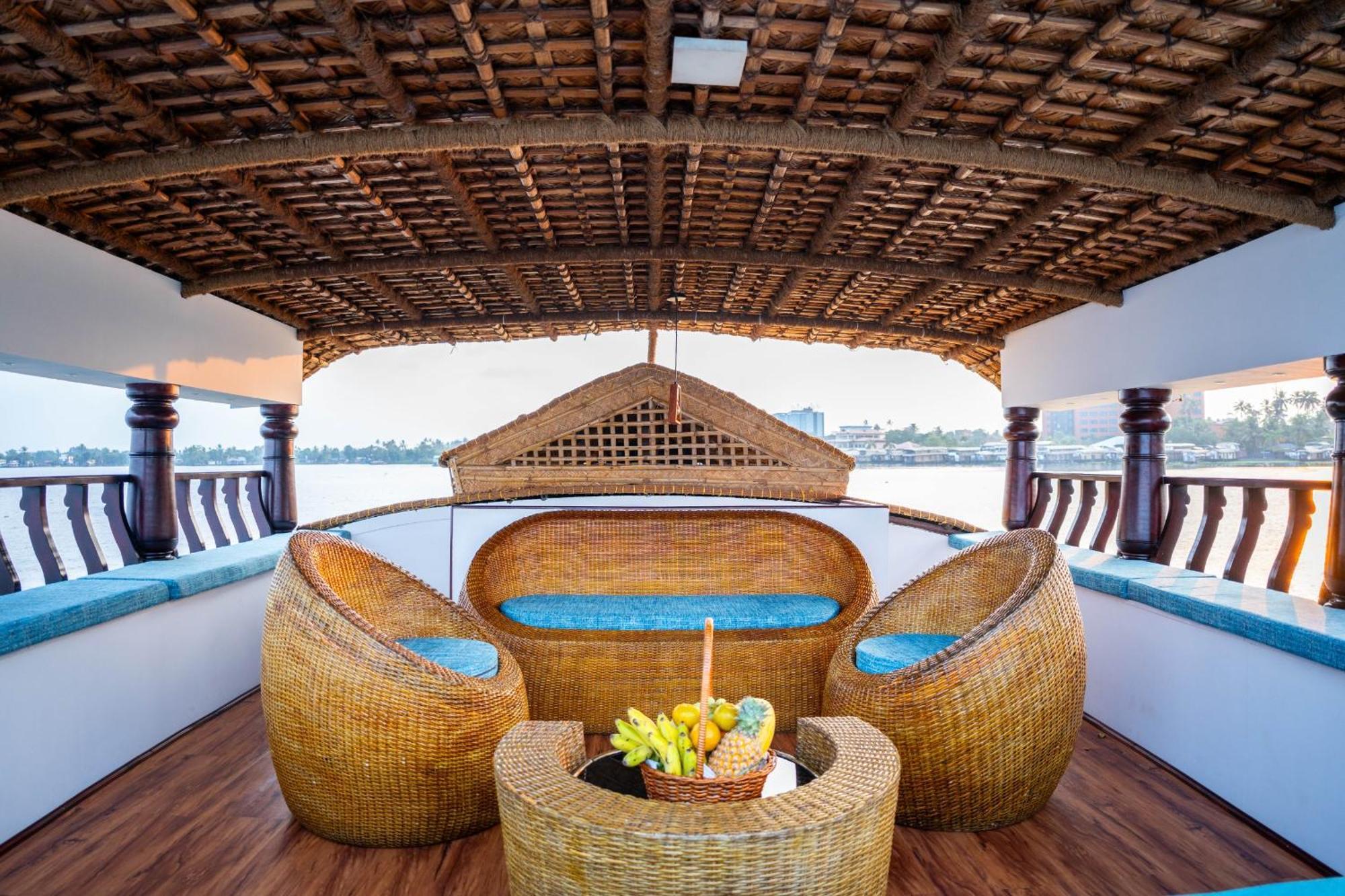 Why Not Houseboat Hotel Alappuzha Ngoại thất bức ảnh