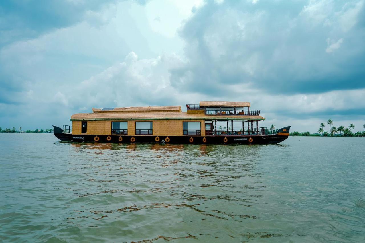 Why Not Houseboat Hotel Alappuzha Ngoại thất bức ảnh