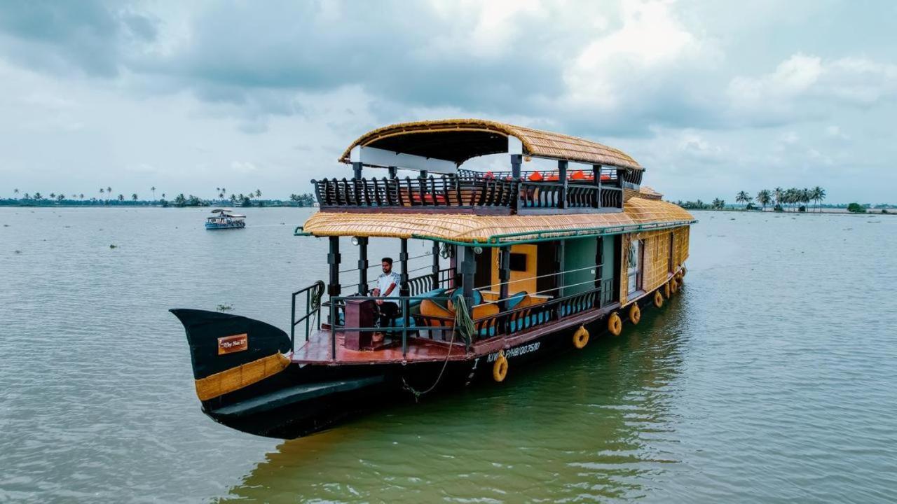 Why Not Houseboat Hotel Alappuzha Ngoại thất bức ảnh